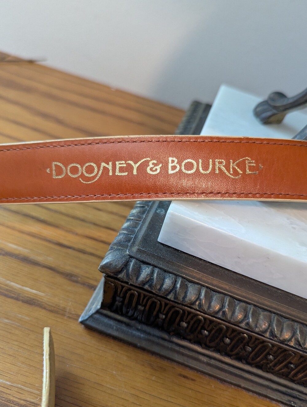 Vintage Dooney & Bourke All-Weather Leather Belt - Wheat, Size Medium (30-32) - Picture 7 of 7